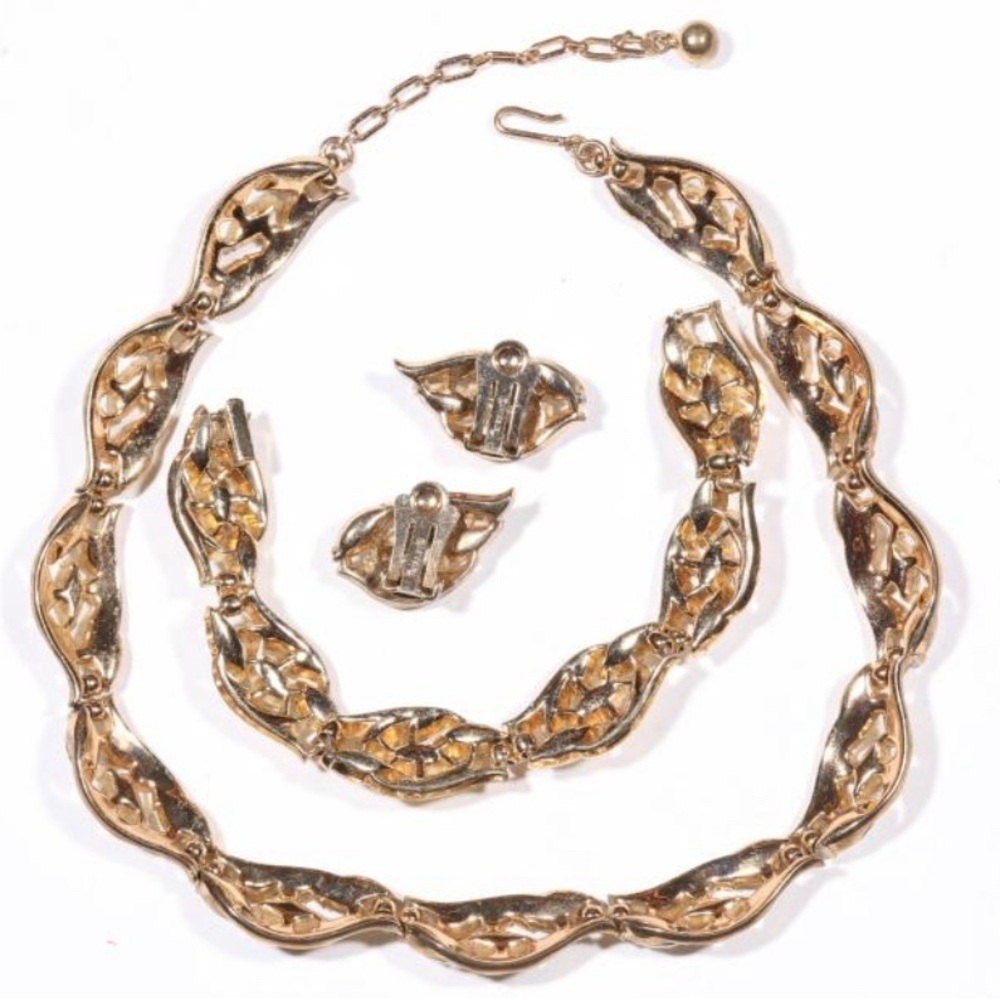 Twisted Gold and Silver Necklace and Earrings Set - Picture 6 of 7